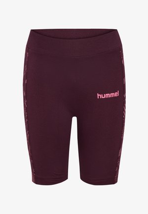 Bordeauxrote Sportshorts mit enganliegendem Schnitt, ausgestattet mit einem pinkfarbenen Logo und gemusterten Seiteneinsätzen. Hergestellt aus dehnbarem, atmungsaktivem Stoff.