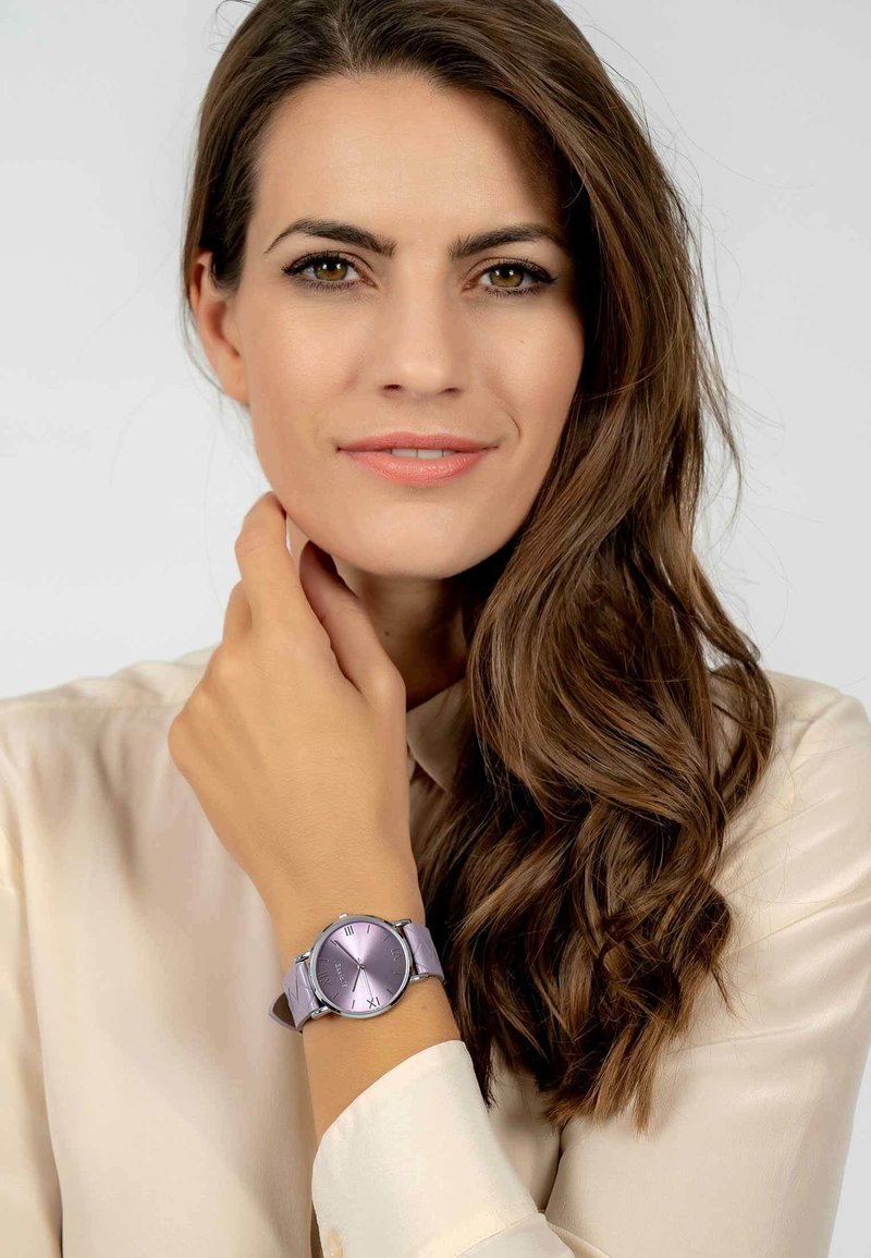 Damen Analoguhren | SURI FREY Uhr flieder/lila - ZD43187 Damen Analoguhren | SURI FREY Uhr flieder/lila - ZD43187