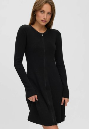 Vero Moda, KNITTED DRESS AWJESSICA KNIT CARDIGAN - Robe pull - black