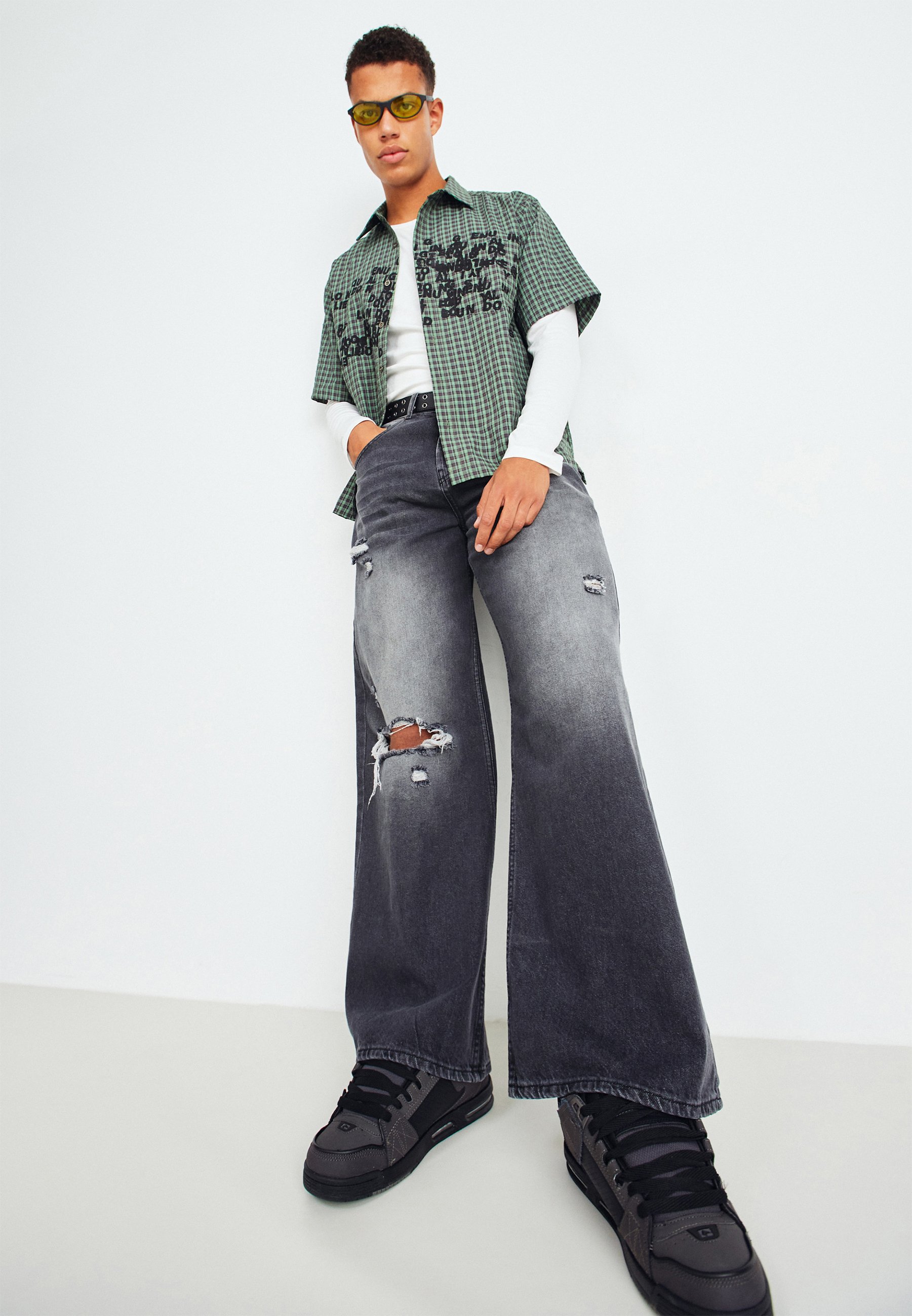 JADED LONDON★SCARF PRINT OVERSIZED SHIRT Jaded London Zebra Print T-Shirt | Urban Outfitters UK