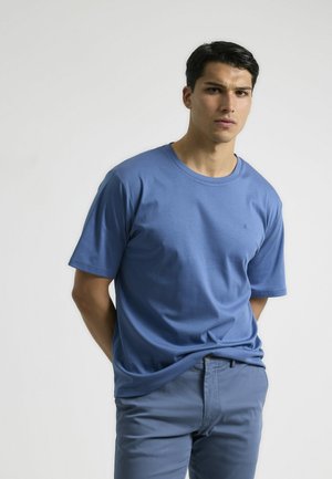 Camiseta básica - azul cielo