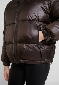 Weekday Giacca invernale - brown