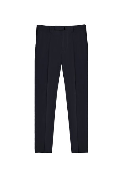 Zwarte formele broek met riemlussen, voorzakken en een centrale ritssluiting, weergegeven op een witte achtergrond.