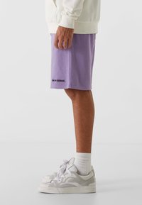 9N1M SENSE ESSENTIAL - Pantaloni sportivi - lavender