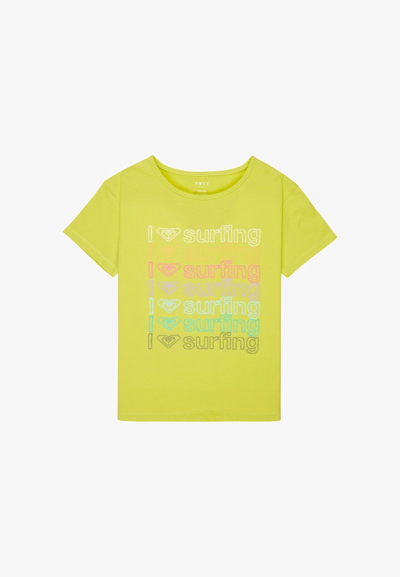 T-shirt jaune vif à manches courtes avec le texte "J'aime le surf" et un logo en forme de cœur répétés en rangées verticales de différentes couleurs pastel.