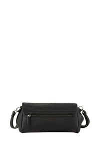 Borsa a tracolla nera in pelle con finitura testurizzata, dotata di pattina pieghevole, tasca anteriore con zip e tracolla rimovibile.