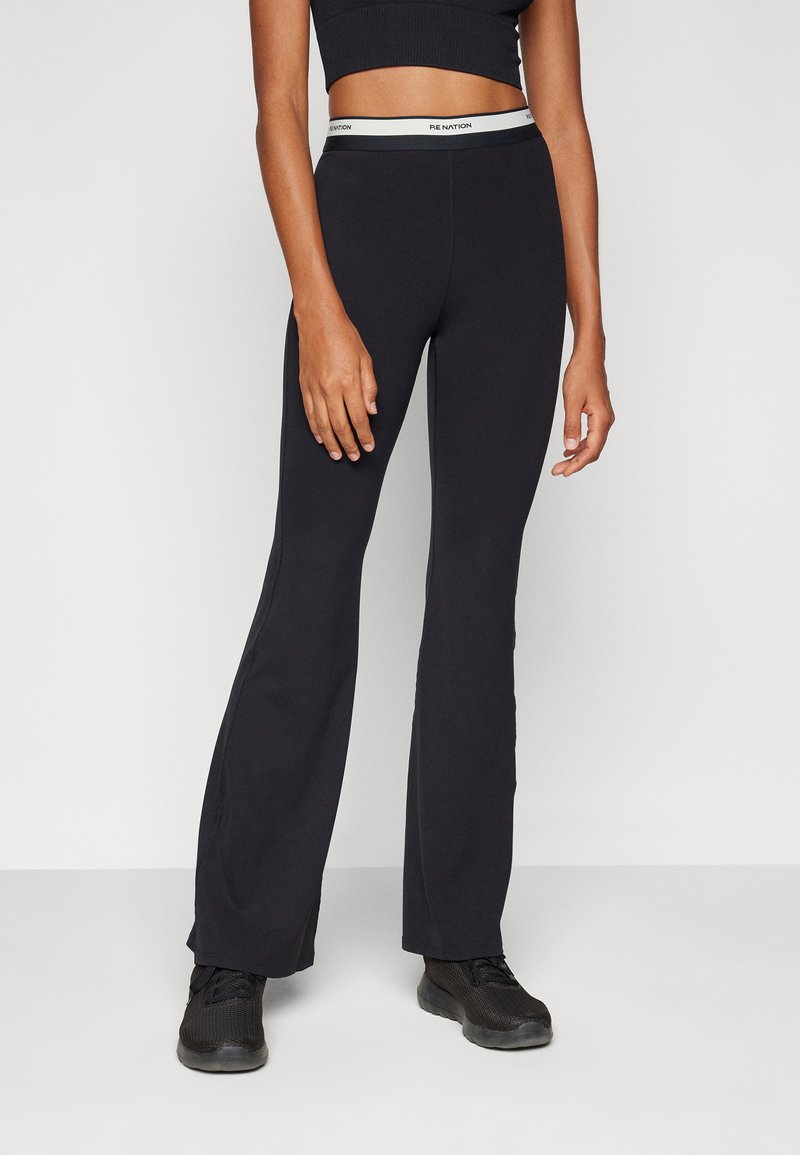 P.E Nation - AVANT FLARE LEGGING - Tajice - black/whisper white, Povećaj