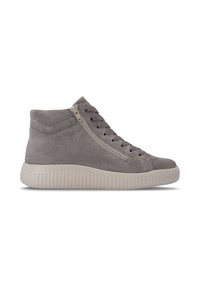 Baskets montantes en daim gris avec semelle blanche côtelée, laçage sur le devant et fermeture éclair latérale sur fond blanc uni.
