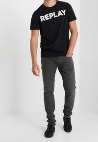 Replay Triko s potiskem - black