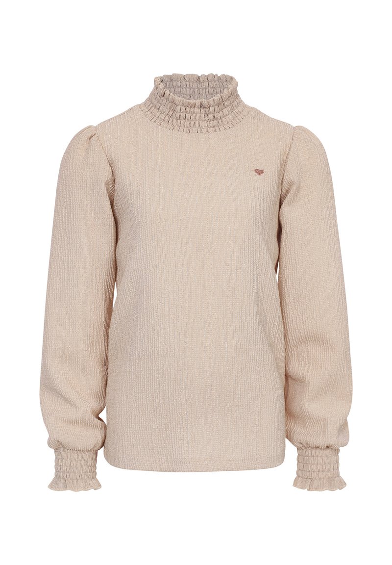 Beige gebreide trui met een hoge gerimpelde kraag, puffermouwen en gerimpelde manchetten. Bevat een klein hartlogo op de borst.