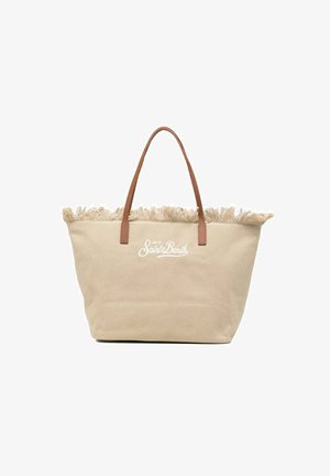 Borsa tote in tela beige con manici in pelle marrone, rifinitura a frange in alto e logo bianco "MC2 Saint Barth" centrato sul davanti.