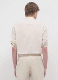 Thumbnail Image 3