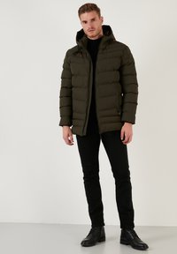Buratti SLIM FIT - Abrigo de invierno - khaki