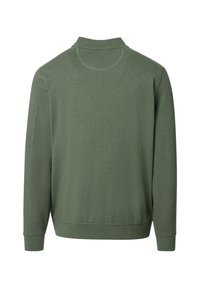 Olijfgroene sweatshirt met een opstaande kraag, ribbels bij de manchetten en onderkant. Heeft een gladde textuur en een discreet zakje op de linkermouw.