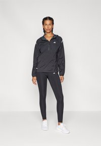 adidas Performance ULTIMATE JACKET - Chaqueta de running - black