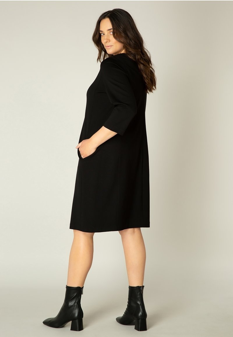 Damen Freizeitkleider | yesta ONE PIECES ADDY Freizeitkleid black/schwarz - PV23488 Damen Freizeitkleider | yesta ONE PIECES ADDY Freizeitkleid black/schwarz - PV23488