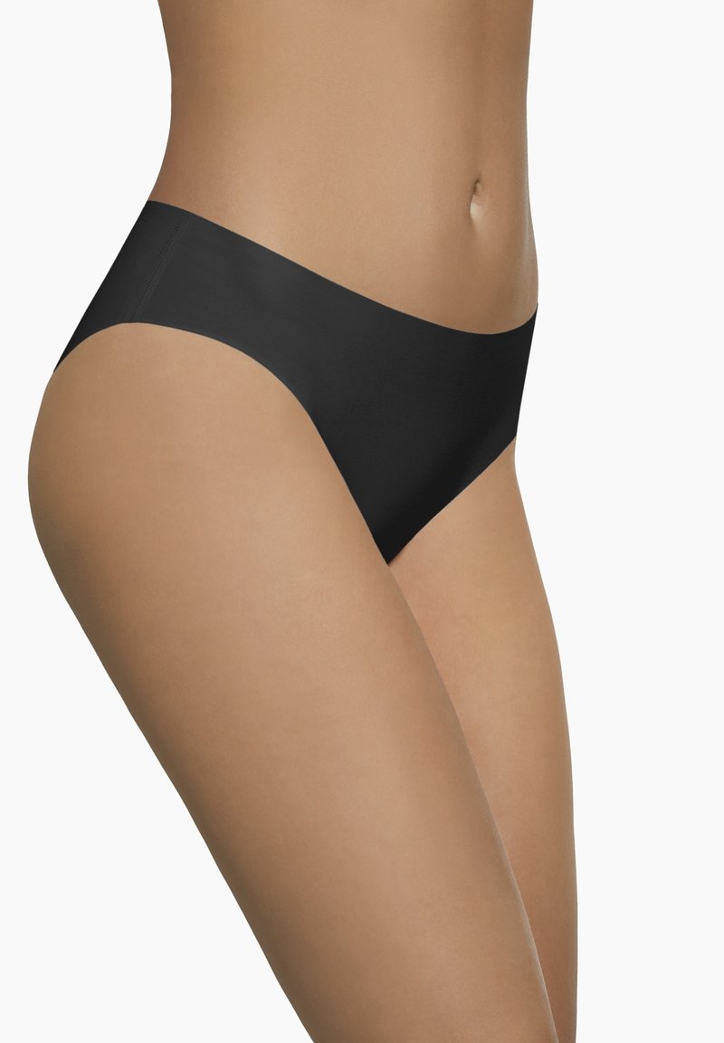 Czarne figi o średnim stanie wykonane z gładkiej tkaniny, z bezszwową konstrukcją i elastycznym pasem dla wygody.