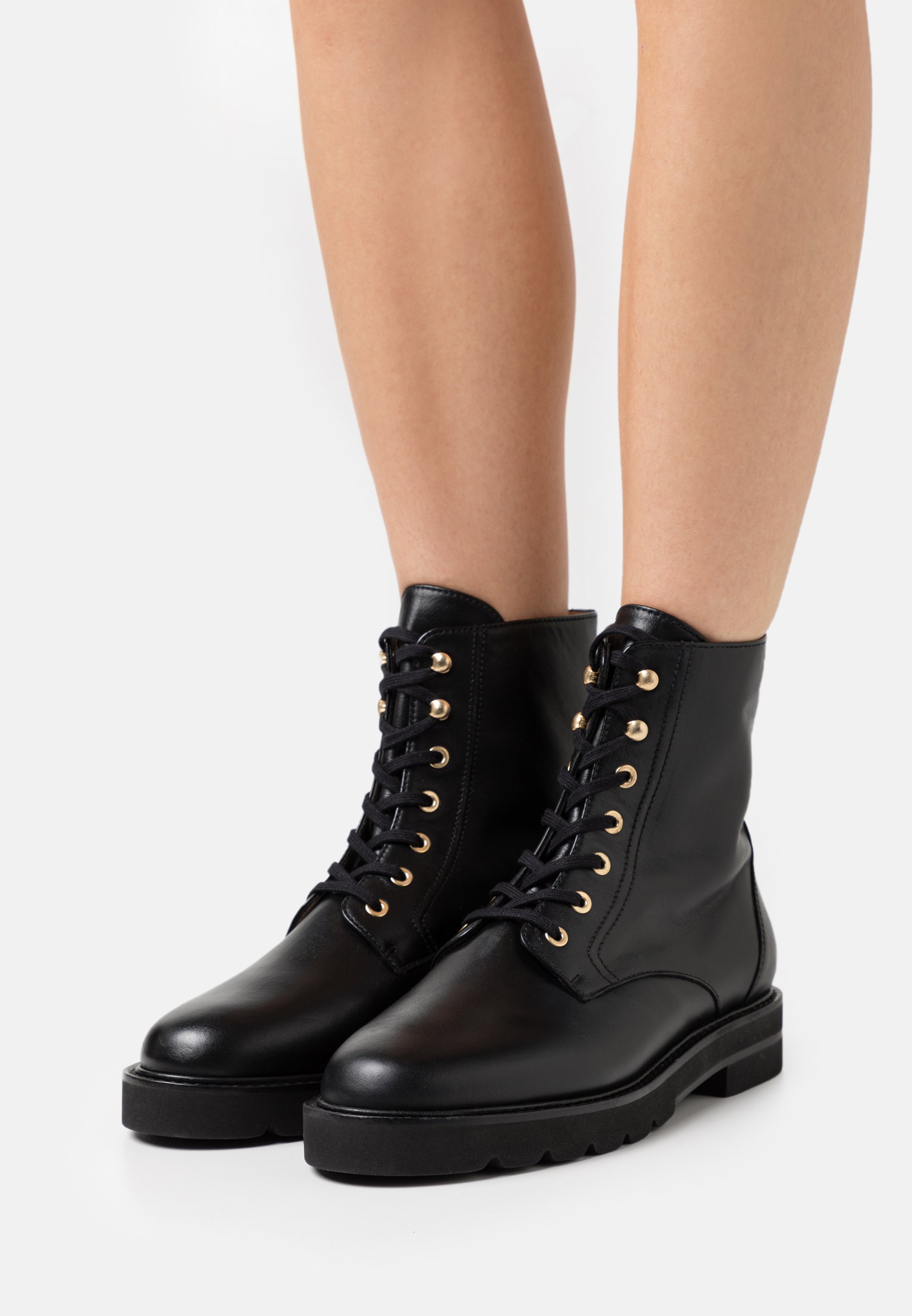 Stuart Weitzman MILA LIFT BOOTIE - Lace-up ankle boots - black - Zalando.co.uk Stuart Weitzman Lace Up Boots Stuart Weitzman MILA LIFT BOOTIE - Lace-up ankle boots - black - Zalando.co.uk Stuart Weitzman Lace Up Boots