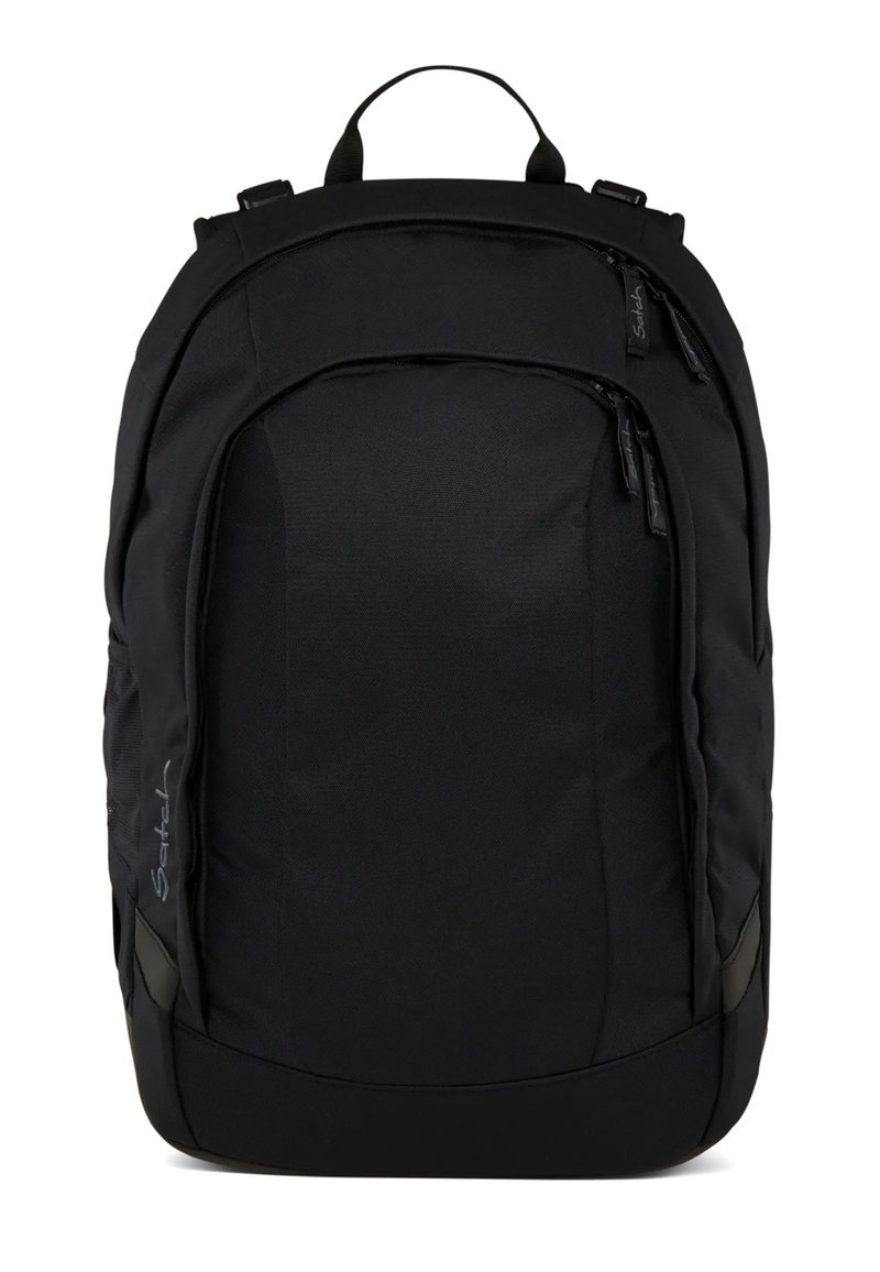 Sac à dos noir au design épuré, fabriqué en tissu résistant. Dispose de plusieurs compartiments zippés et de bretelles rembourrées.
