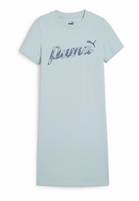 Svijetloplava majica haljina s kratkim rukavima, koja sadrži grafički logo "Puma" u tamnoplavoj boji, izrađena od mekog pamučnog materijala.