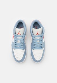 Jordan AIR JORDAN 1 - Trainers - sail/dune red/blue grey/white
