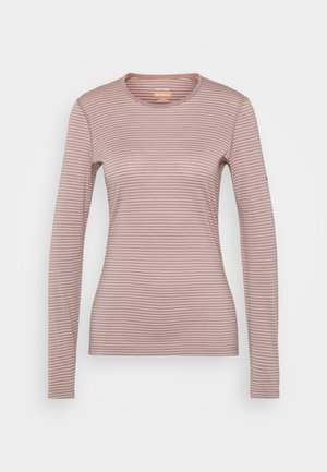 Långärmad tröja med rund hals i ljusrosa med tunna vita ränder. Tillverkad av mjukt, lätt material med en slät yta.