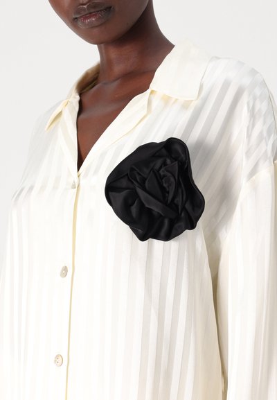 Sleeper THE ROSE OVERSIZED  - Pyžamová sada - cream