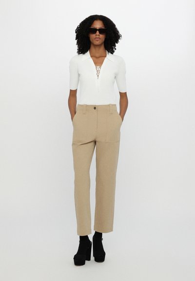 WEEKEND MaxMara OTTOBRE - Chinot - beige