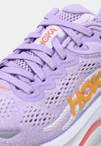 HOKA BONDI 9 - Tenisice za cestovno trčanje - aster flower/starlight glow