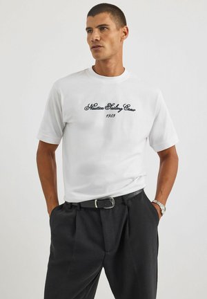 KNORS - T-shirt z nadrukiem