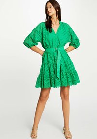 Morgan EMBROIDERED A-LINE MINI - Blusenkleid - vert