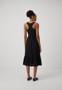 GAP MIDI DRESS - Kasdienė suknelė - black