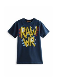 Marineblå bomulds t-shirt med iøjnefaldende gule "RAWR"-bogstaver, røde og blå trekantede detaljer, rund halsudskæring og korte ærmer.