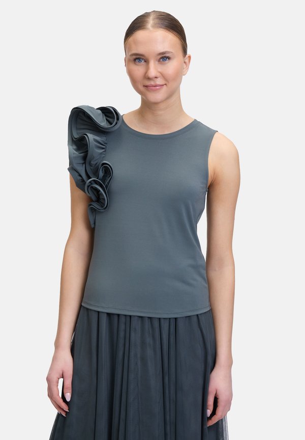 RÜSCHEN MIT RUNDHALSAUSSCHNITT - Bluse