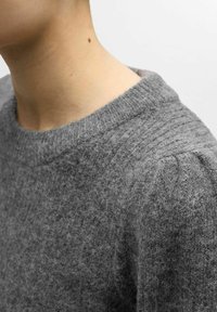 Selected Femme SLFLULU O-NECK NOOS - Pulóver - medium grey melange