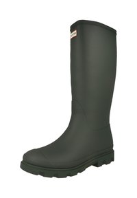 Hoge donkergroene rubberen regenlaars met robuuste zool en een rechthoekig Hunter-logo vlak bij de bovenzijde.