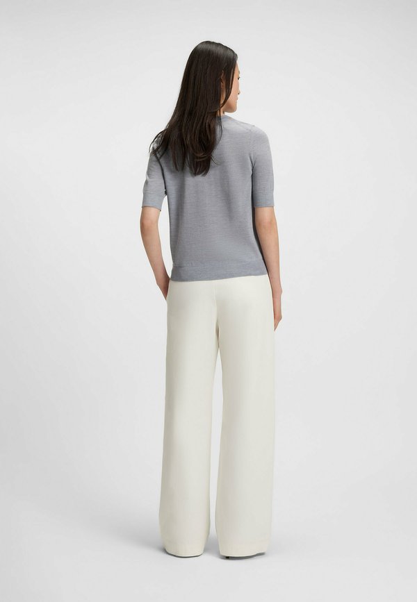 FARBELLA - Basic T-shirt4