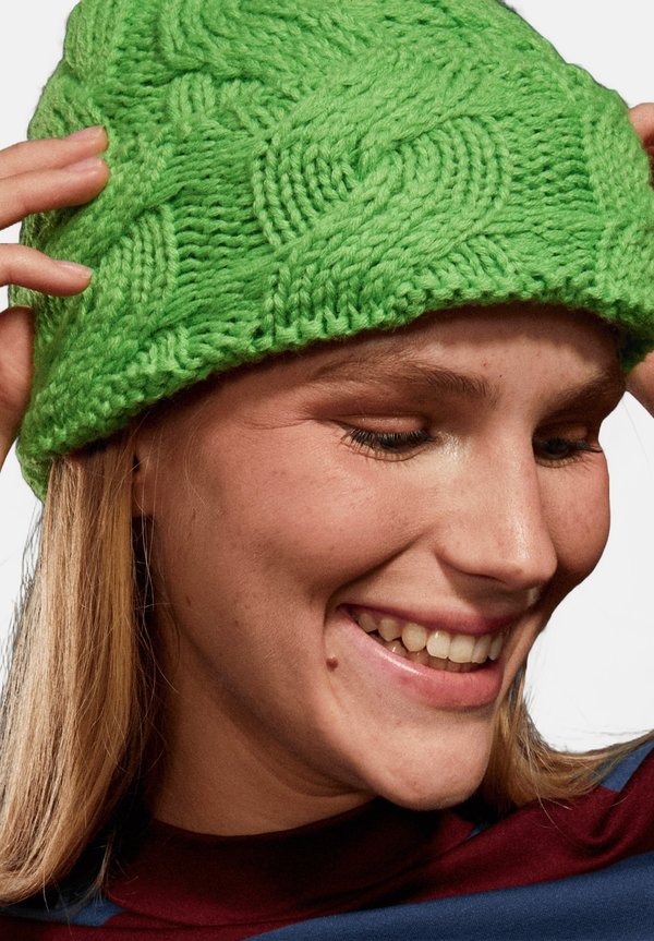 ROWLEY  - Beanie - gjs04