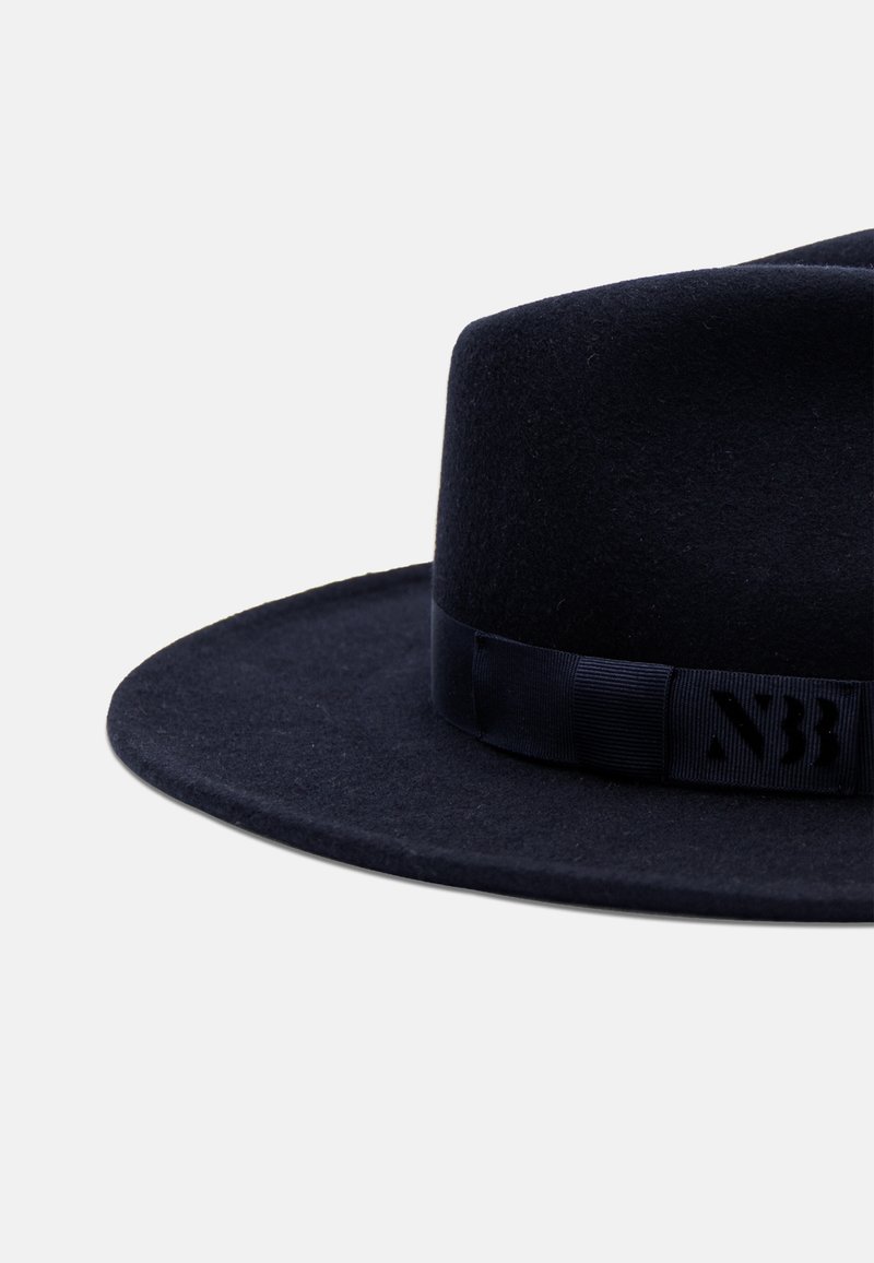 Damen Mützen | NTHIRTYTHREE SIGNATURE MIDNIGHT BLUE FEDORA Hut midnight blue/dunkelblau - PR49991 Damen Mützen | NTHIRTYTHREE SIGNATURE MIDNIGHT BLUE FEDORA Hut midnight blue/dunkelblau - PR49991