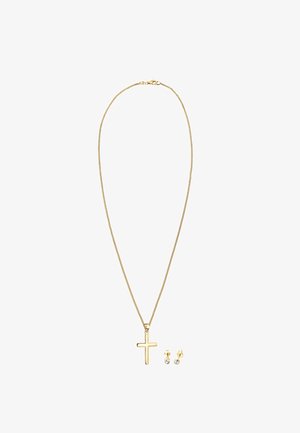 Złoty naszyjnik z pionowym wisiorkiem krzyża, w połączeniu z dwoma złotymi kolczykami w kształcie kropli z błyszczącymi kamieniami w kształcie łezki.