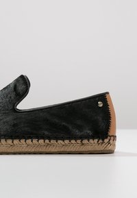UGG Espadrilles - black