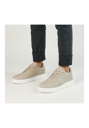 Sneakers laag - grau