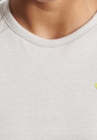 Hummel Triko s potiskem - grey