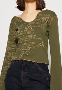 Jaded London Pitkähihainen paita - khaki