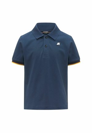Polo blu navy a maniche corte con due bottoni, piccolo logo bianco sul petto e rifiniture nere e gialle ai bordi delle maniche.
