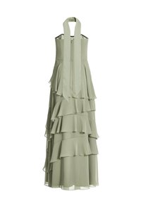 Robe de soirée verte sauge sans bretelles avec des couches de volants superposées et un long détail de cravate assortie dans le dos.