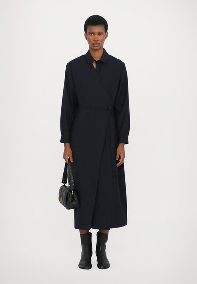 Henrik Vibskov FOUND DRESS - Blusenkleid - tropical navy