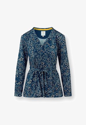 Bluse im Wickelstil mit Blumenmuster in Dunkelblau und langen Ärmeln. Sie verfügt über einen gebundenen Taillenbund und einen V-Ausschnitt, aus glattem Stoff mit weicher Textur.