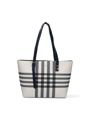 Borsa tote in materiale sintetico bianco con motivo a righe blu navy, manici blu scuro e dettagli in hardware dorato. Forma semplice e strutturata.