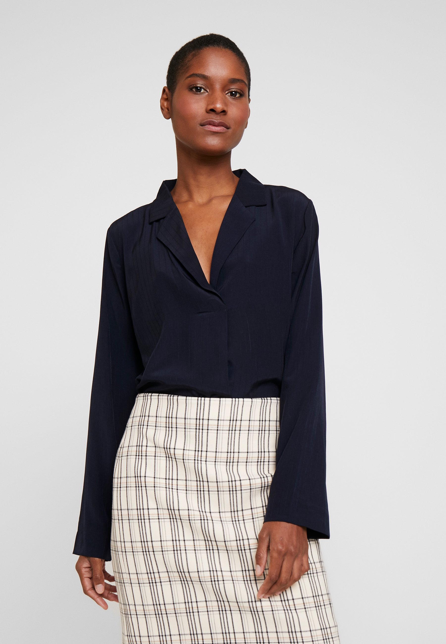 InWear LOUISIW BLOUSE Bluser marine blue Zalando.no Blue Blouse InWear Bluser - Dameklær er billig